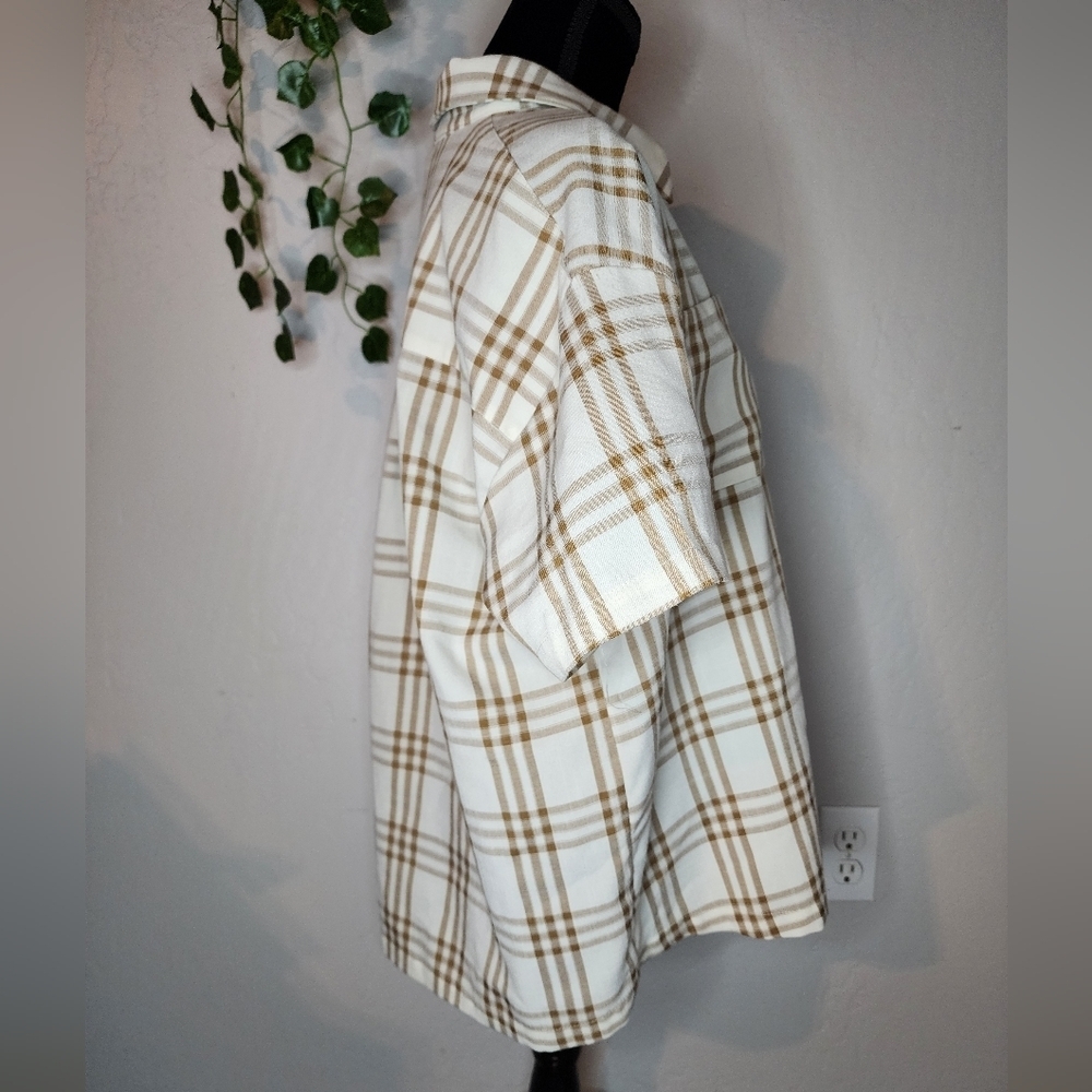 Princess Polly Neutral Plaid Button Down Pocket Tee Size L/XL - Picture 5 of 11